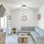Lampros House In The Countryside *