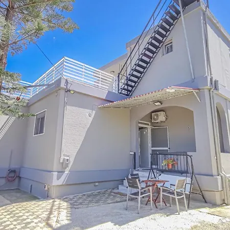 Lampros House In The Countryside Apartment *