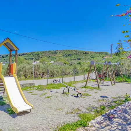 Lampros House In The Countryside Apartment *