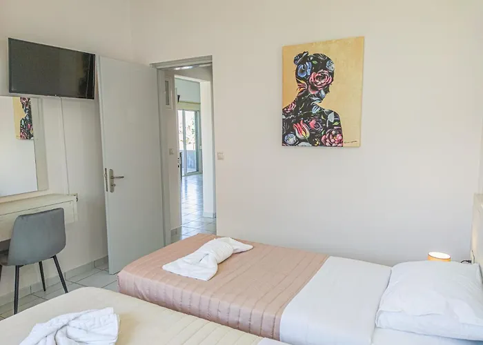 Lampros House In The Countryside *