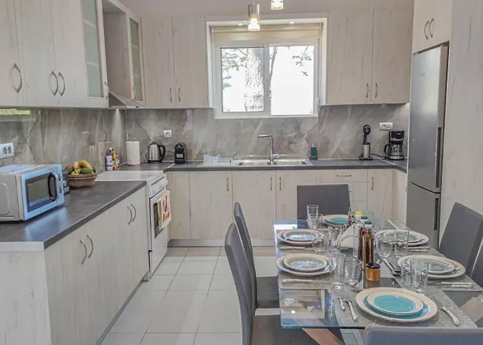 Lampros House In The Countryside Hriszí Aktí Haniá