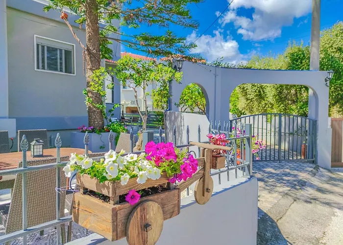 Lampros House In The Countryside Hriszí Aktí Haniá