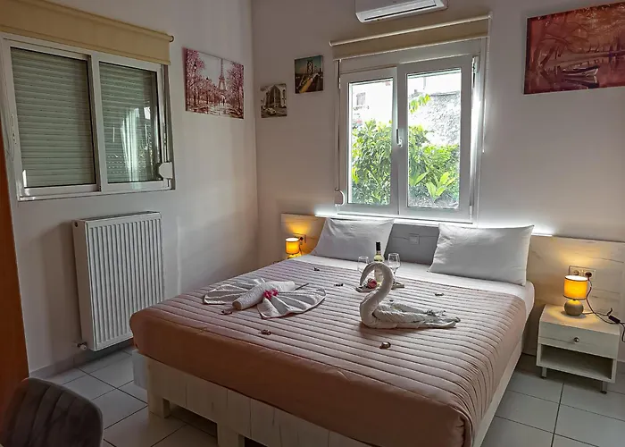 Lampros House In The Countryside